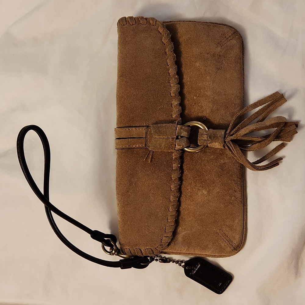 *RARE* COACH Genuine Leather Tassel Boho Tan Wristlet